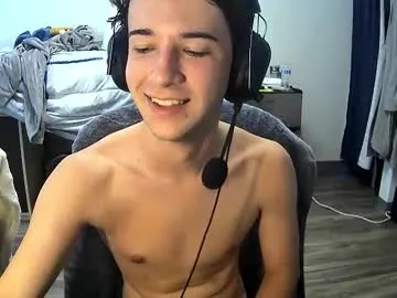 sigmasian – webcam model profile photo Image 14