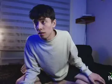 Taanni – webcam model profile photo Image 10