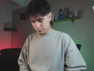 Taanni – webcam model profile photo Image 15