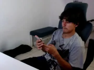 Rinamay_ – webcam model profile photo Image 4