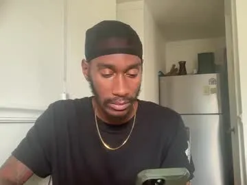 hina_porn – webcam model profile photo Image 2