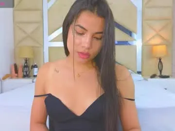 Alicatcua_ – webcam model profile photo Image 12