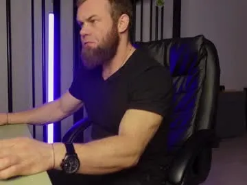 LaureMestler – webcam model profile photo Image 3