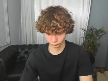 kai101010 – webcam model profile photo Image 2