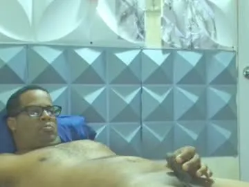 PrettyKatea – webcam model profile photo Image 13