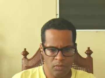 PrettyKatea – webcam model profile photo Image 4