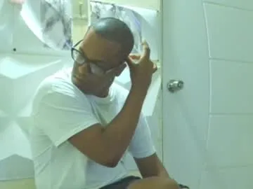 PrettyKatea – webcam model profile photo Image 8