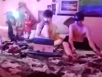 little_daniell – webcam model profile photo Image 14