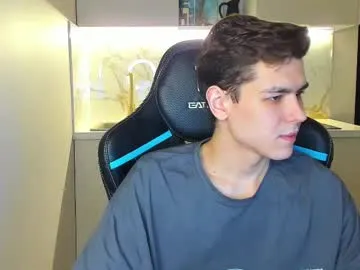 Allla – webcam model profile photo Image 7