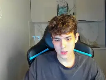 Allla – webcam model profile photo Image 9