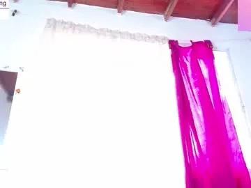 caroliine_catzz – webcam model profile photo Image 11