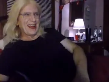 laurenxcros – webcam model profile photo Image 15