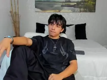 octavarium211 – webcam model profile photo Image 12