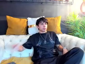 octavarium211 – webcam model profile photo Image 7