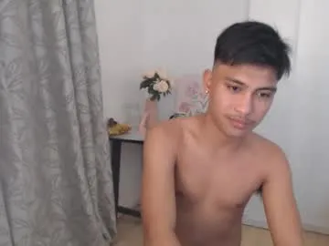 Rinamay_ – webcam model profile photo Image 6