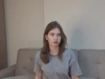 hina_porn – webcam model profile photo Image 4