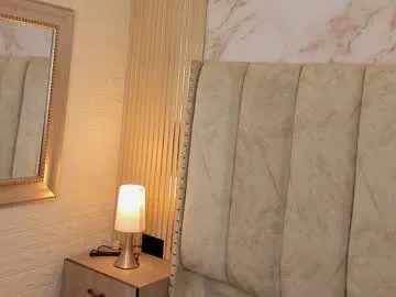 Allla – webcam model profile photo Image 9