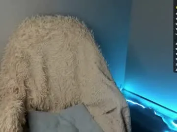 hina_porn – webcam model profile photo Image 10