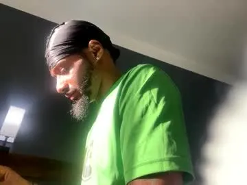 kingdanny_8 – webcam model profile photo Image 12