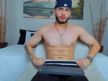 EvieEvans – webcam model profile photo Image 2