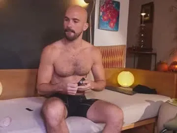 Donovan_Desmond – webcam model profile photo Image 11