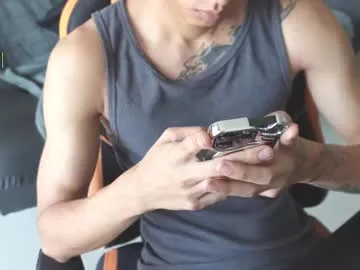 SunnyShiney – webcam model profile photo Image 15