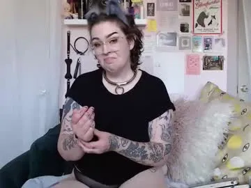 queen_babydoll – webcam model profile photo Image 16