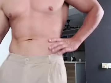 queeneliaa_ – webcam model profile photo Image 10