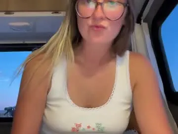 shellyboom – webcam model profile photo Image 13