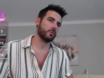 Benson18y – webcam model profile photo Image 8