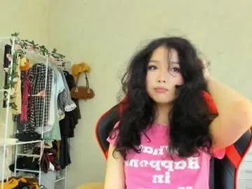 pantyless – webcam model profile photo Image 19