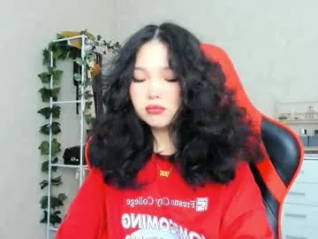 pantyless – webcam model profile photo Image 6