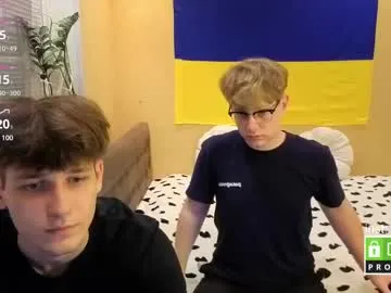 IORio2 – webcam model profile photo Image 12