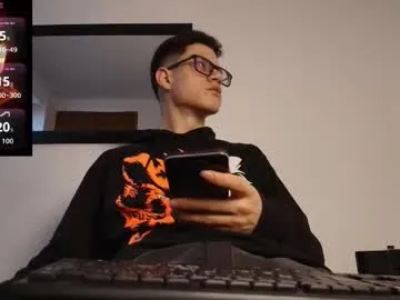 hungeddy – webcam model profile photo Image 12