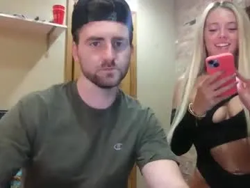 Rinamay_ – webcam model profile photo Image 3