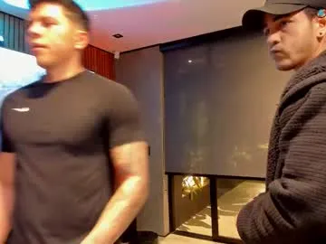 skinnyguywithbigd – webcam model profile photo Image 5