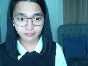 hina_porn – webcam model profile photo Image 15