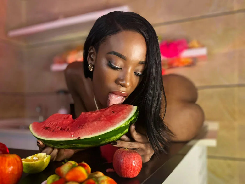 AmberVegga – webcam model profile photo