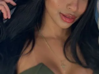 Enchantix – webcam model profile photo Image 15