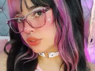 julia_martinezz_ – webcam model profile photo Image 4