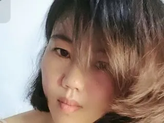 Kisa-Gav – webcam model profile photo Image 4