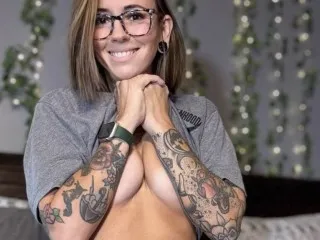 TwistedTayla – webcam model profile photo