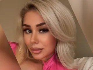 little_effy18_ – webcam model profile photo Image 2