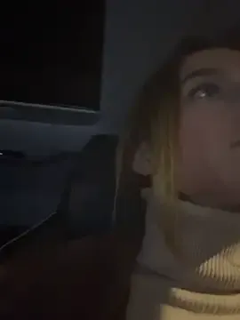 mellsawertyq – webcam model profile photo Image 18