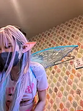 Enchantix – webcam model profile photo Image 8