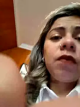 Strongqueen – webcam model profile photo Image 9