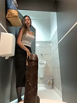 _MiaQueen_ Image 18