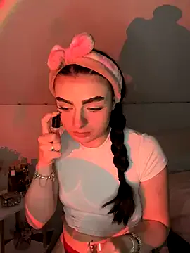 IORio2 – webcam model profile photo Image 13