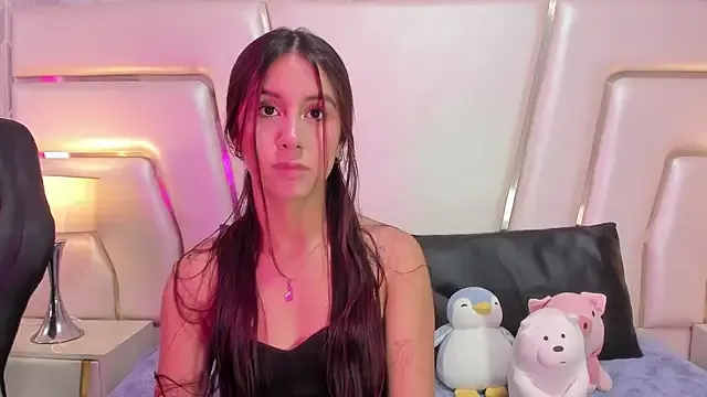 AlanaJones1 – webcam model profile photo