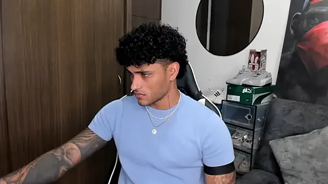 Goldi159 – webcam model profile photo Image 3